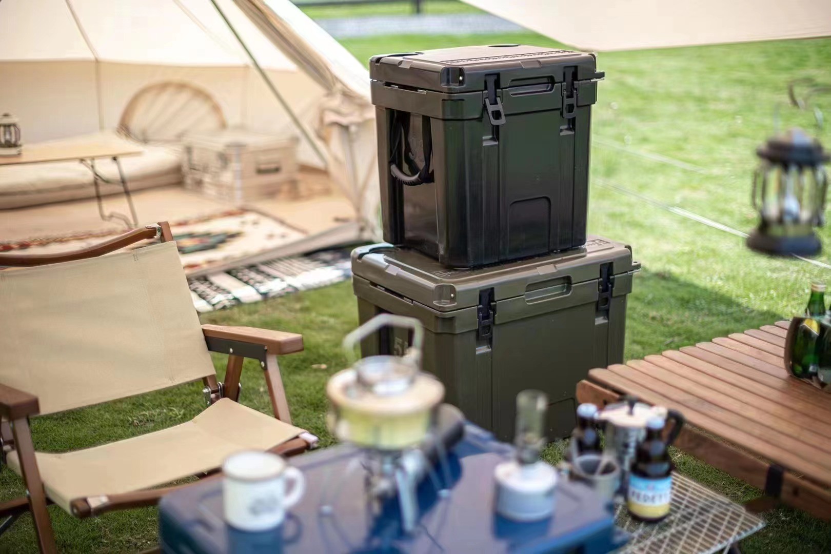 Keep Your Food Cool and Fresh with our Rotomolded custom color Lunch Cooler with Handle