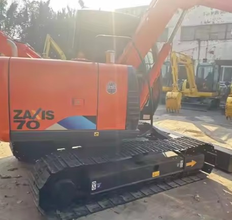 Japan Import Machine Hitachi Digger Second Hand 7 Ton Digger ZX70 Hitachi Excavator