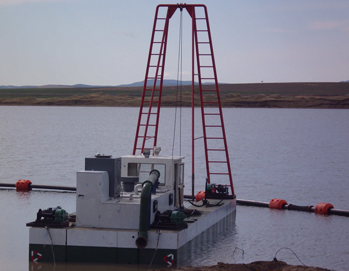 The main engine power of the 10 inch model Jet suction dredger is 380kw