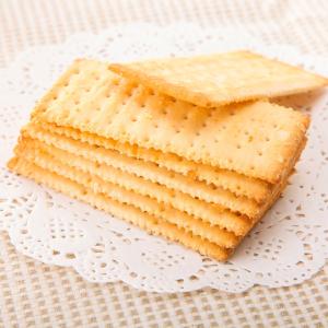 Quality 100g Bakery Alfajor Biscuit / Cookies With Certificate MOQ 100CTN Sweet Taste wholesale