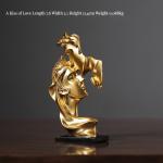 Commercial Buyer Souvenir Stores Thinker Statue Resin Crafts with Bamboo