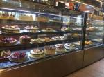 Square Glass High Quality Luxury Refrigerated Cake Display Showcase for bakery