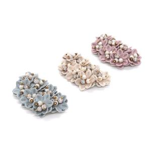 Quality Handmade Ladies Crystal Shoe Buckles Customized Color Special Cloth Material wholesale