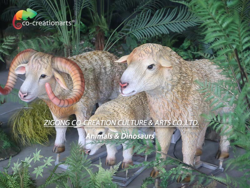 Blue 110v Animatronic Sheep Simulated Animals For Animal Exhibitions