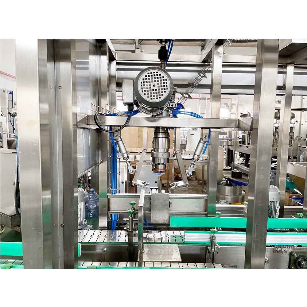 500bph 10L Pet Bottle Water Filling Machine With Empty Bottle Conveyor