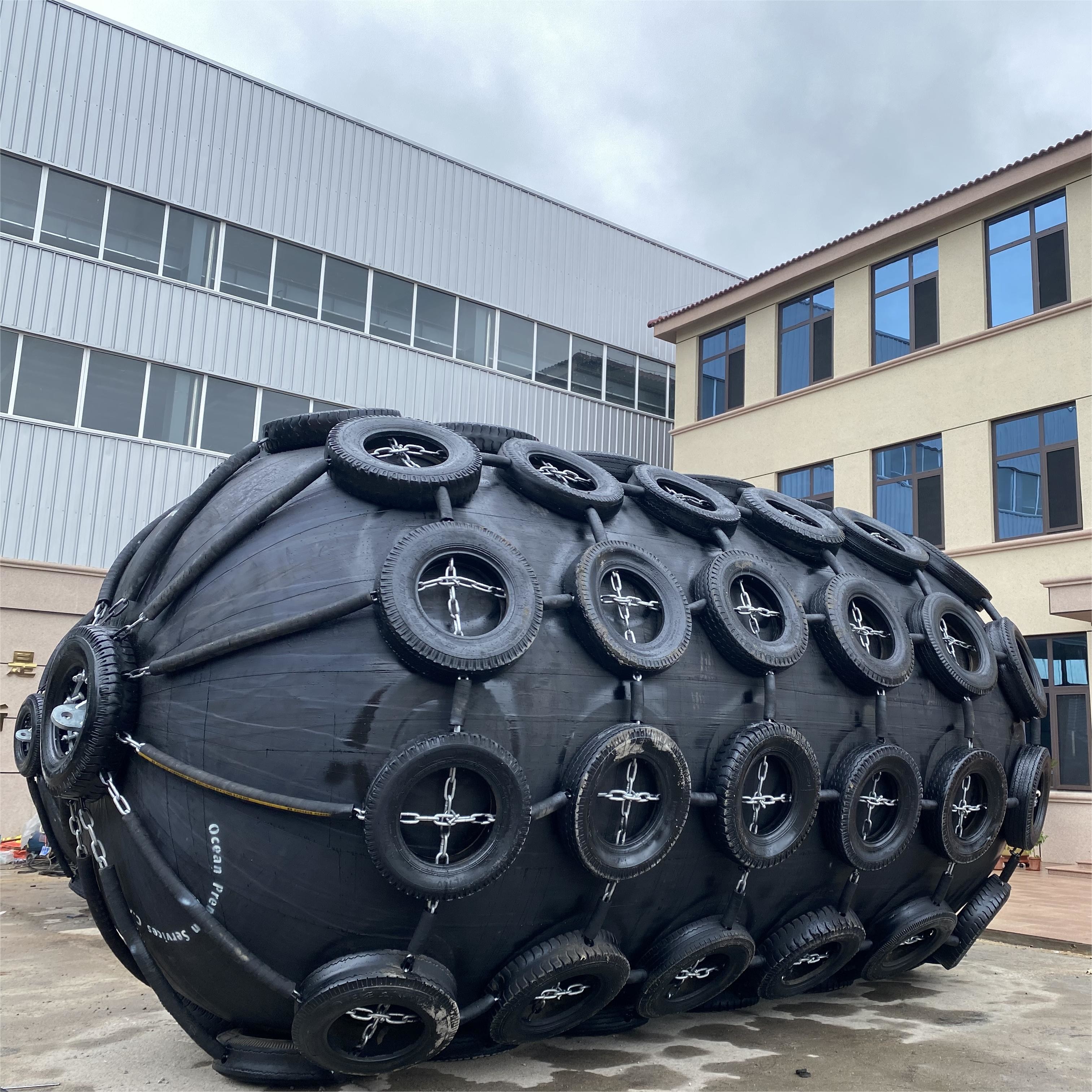 50Kpa 80Kpa Black Color Air Inflatable Fender For Industrial Applications