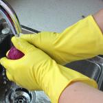 Yellow Color Latex Flock Lined Latex Gloves , Kitchen Dishwashing Gloves Anti