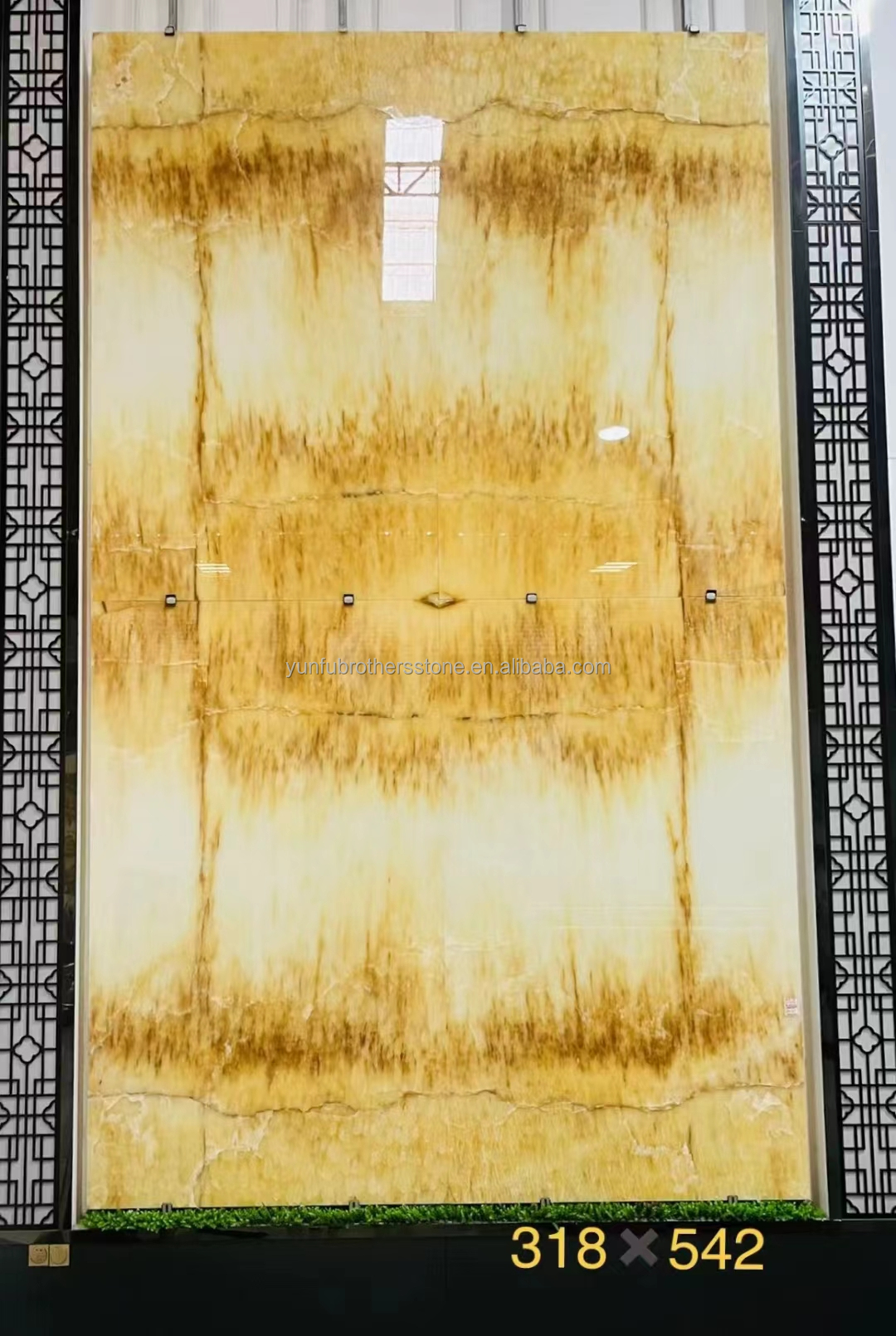 Modern White Onyx Marble Wall Bookmatched Slabs for Custom Natural Stone Decoration