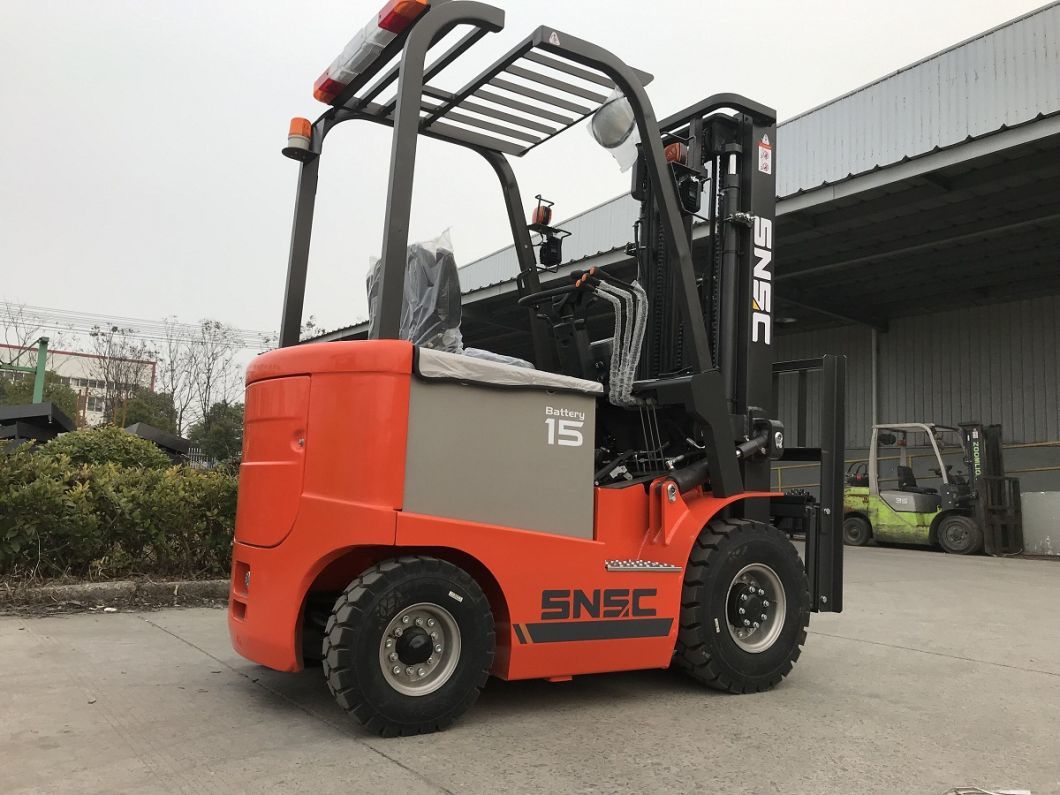 4 Wheet Electric Forklift 1.5t with 3 Stage Mast and 5m Lifting Height