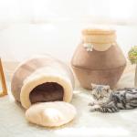 Plush Soft Pet Bed Portable Warm Outdoor Cat House For Winter