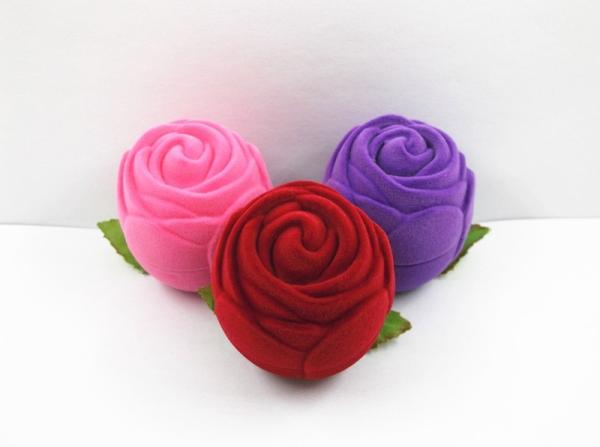 Valentine Suede Flocking Jewelry Box , Flower Designed Velvet Storage Box For