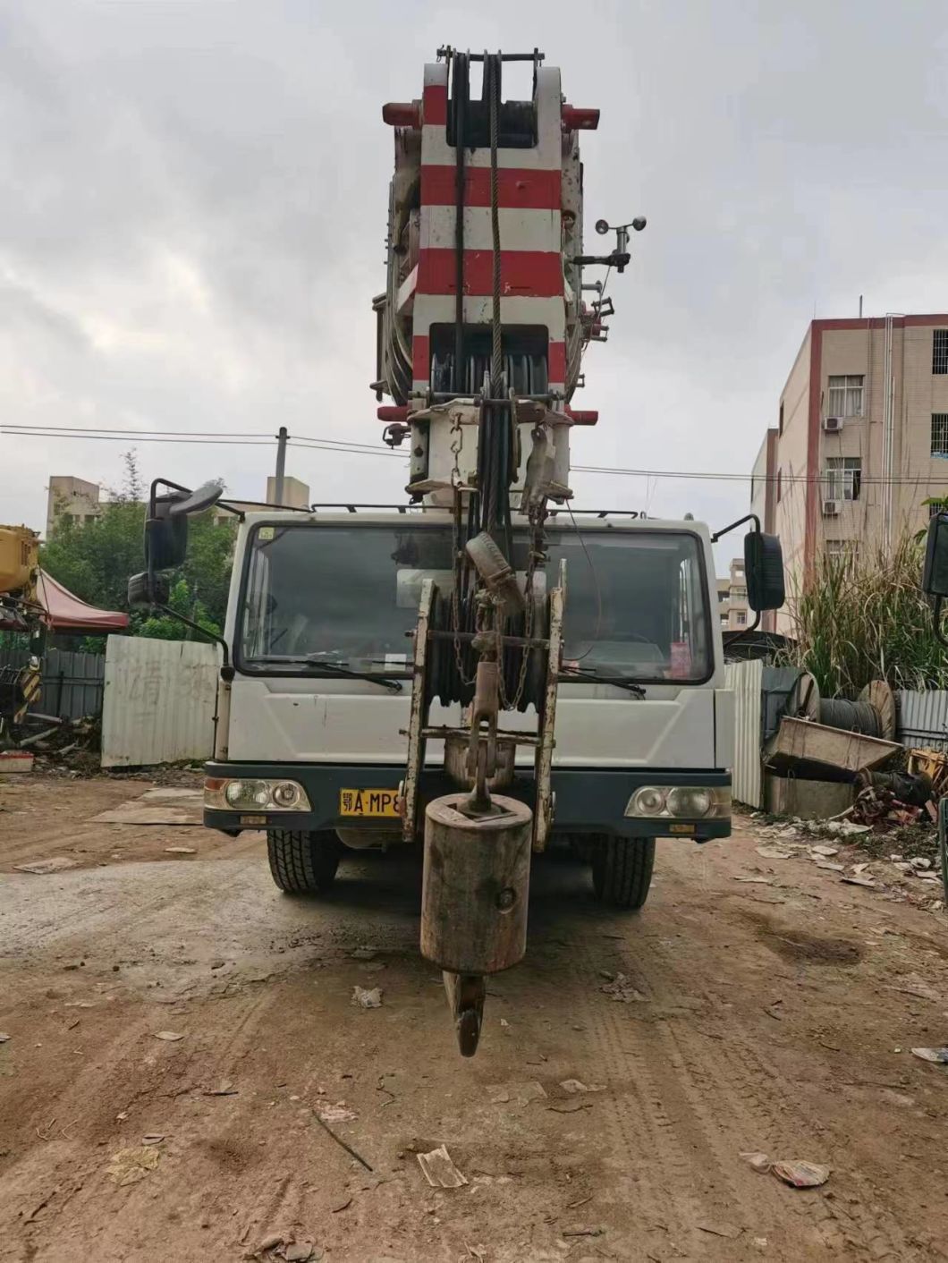 China Top Brand Hydraulic Mobile Crane 70t 80t 90t 100t Truck Crane Cheap Price