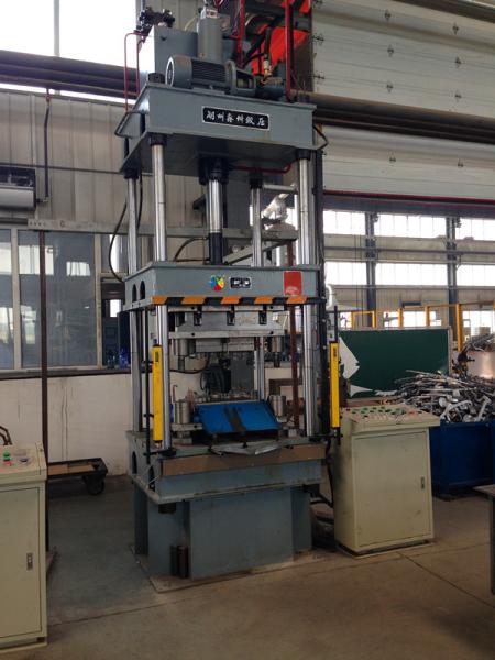 Button Operation 630T Hydraulic Stamping Press Servo System Oil Heating Device