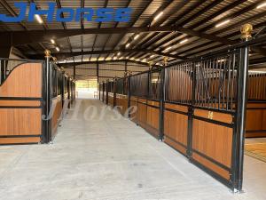Quality Hot Dip Galvanization 7.2ft Height European Horse Stables Simple Design wholesale