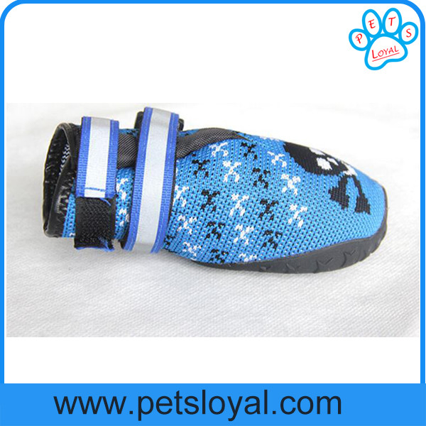Breathable Dog Shoes Soft Knitting Paw Protector with Reflective Velcro China Manufacturer