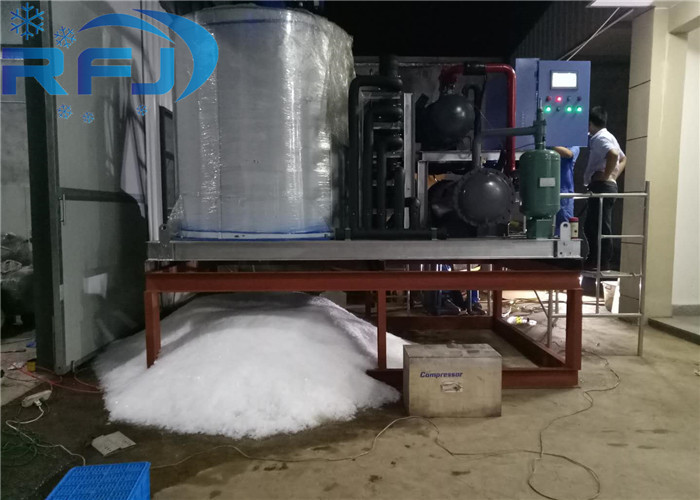 3 Ton Salt Water Crushed Ice Maker Machine , Durable Flake Ice Maker 1 Year Warranty