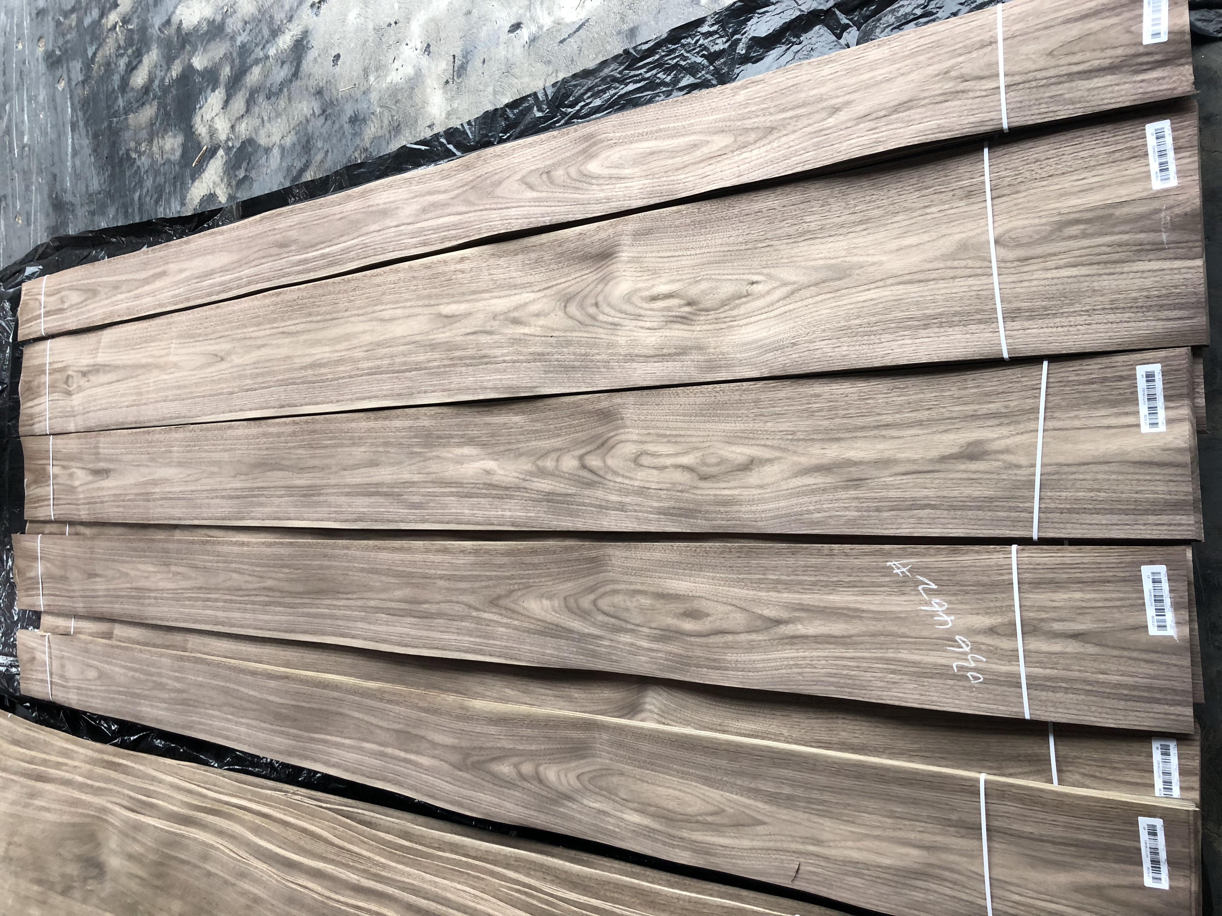 Factory Natural Walnut Wood Veneer Walnut Veneer Sheets Mountain/Straight Grain AA Grade Veneer Wood