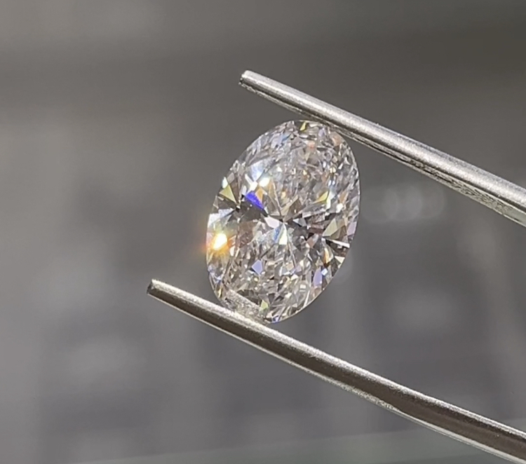 Oval Shape 3EX Triple Excellent Cut Diamond Loose Lab Made Diamonds IGI Certified