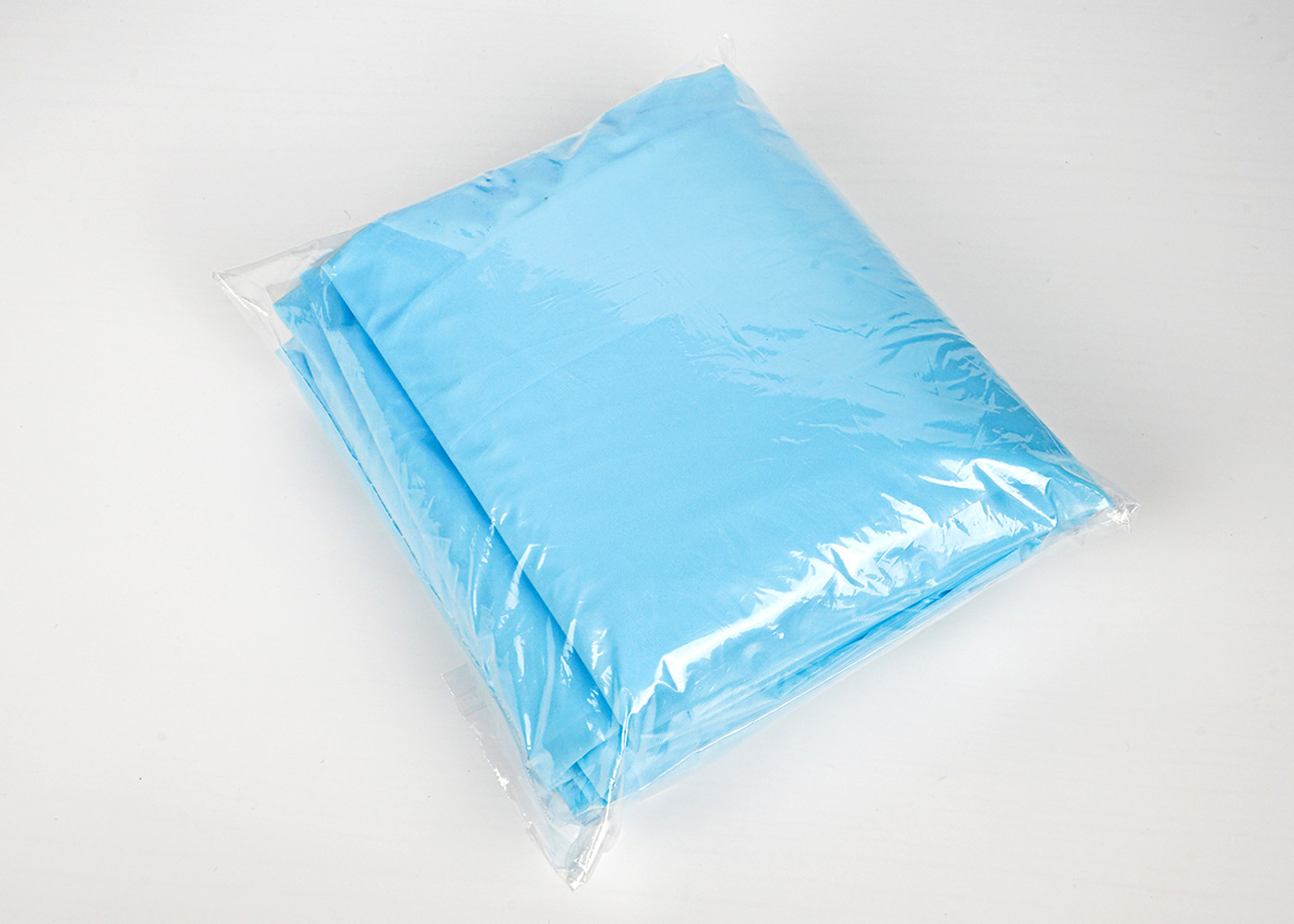 Disposable Surgical Aprons Isolation Gown / CPE Disposable Aprons With Long Sleeves