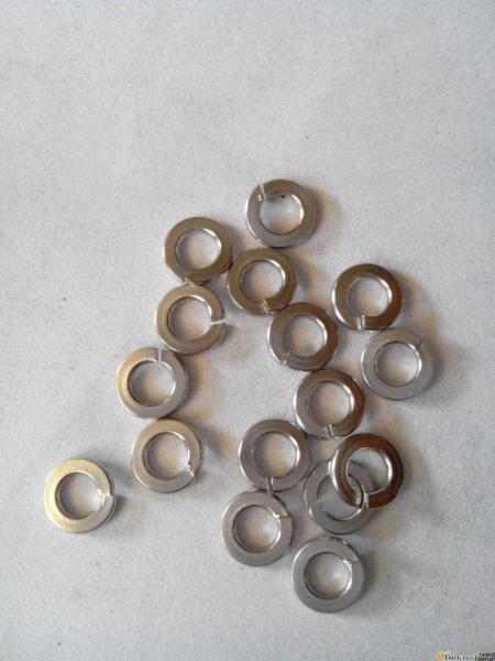White / Yellow Zinc Split Lock Washer , Belleville Disc Spring Washer Carbon