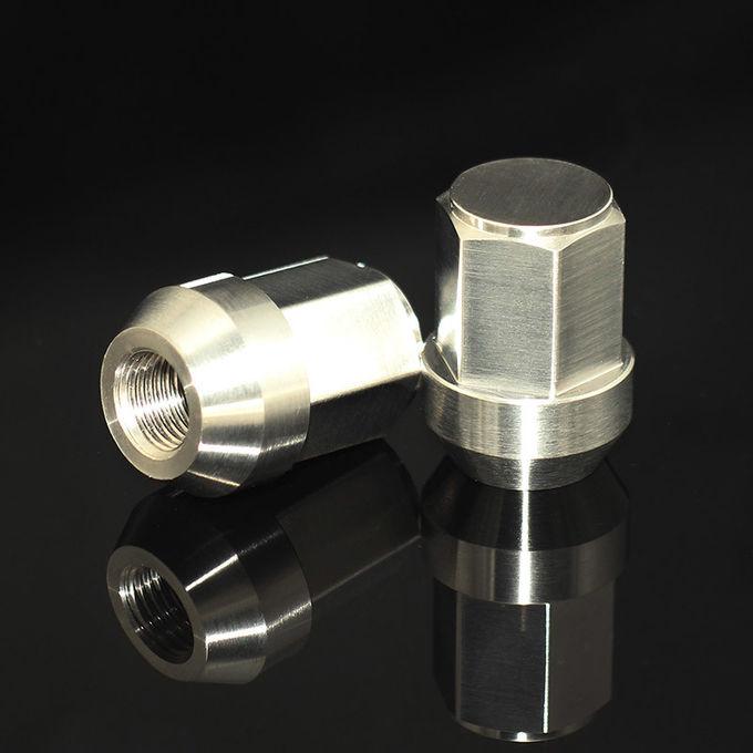 Black Close End GR5 Titanium Lug Nuts M12x1.25 M12x1.5 M14x1.5 M14x1.25 With PVD Coating