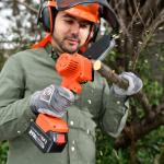 21V Battery Powered Pruning Saw 1300mAH Small Handheld Battery Chainsaw