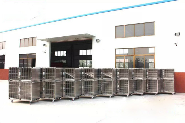 Four Cages Stainless Steel Pet Cages 1220 * 690 * 1560mm For Pet Boarding