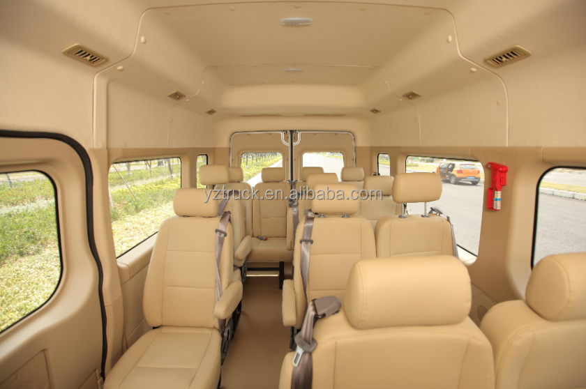 Manual Transmission Euro 5 Emission Standard Van Truck with 100kW/136HP Engine Power