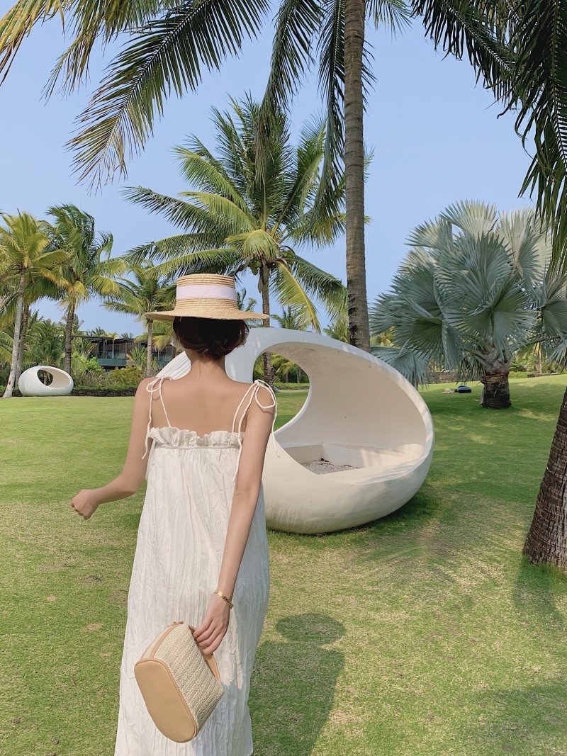 Cotton Square Collar Women's Beachwear Dresses , Backless White Loose Beach Dress