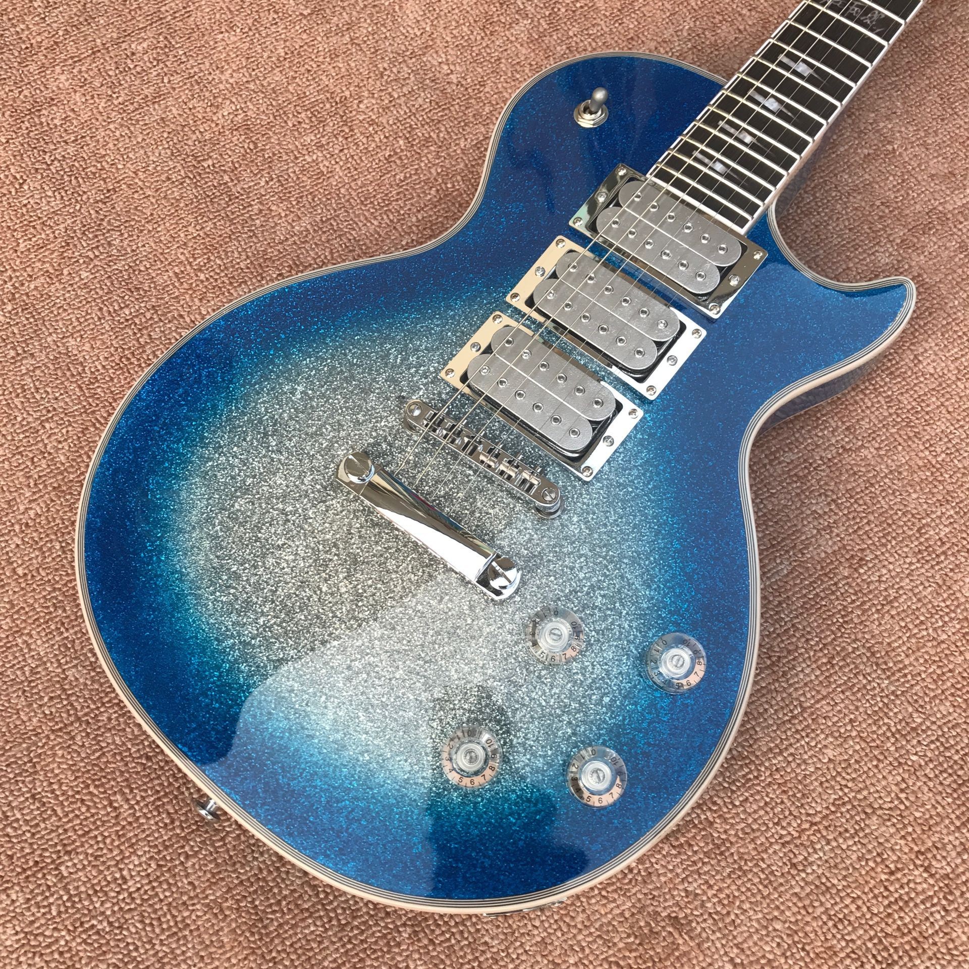 New high quality big silver powder silver hardware 3 pickup trucks and 6 strings electric guitar