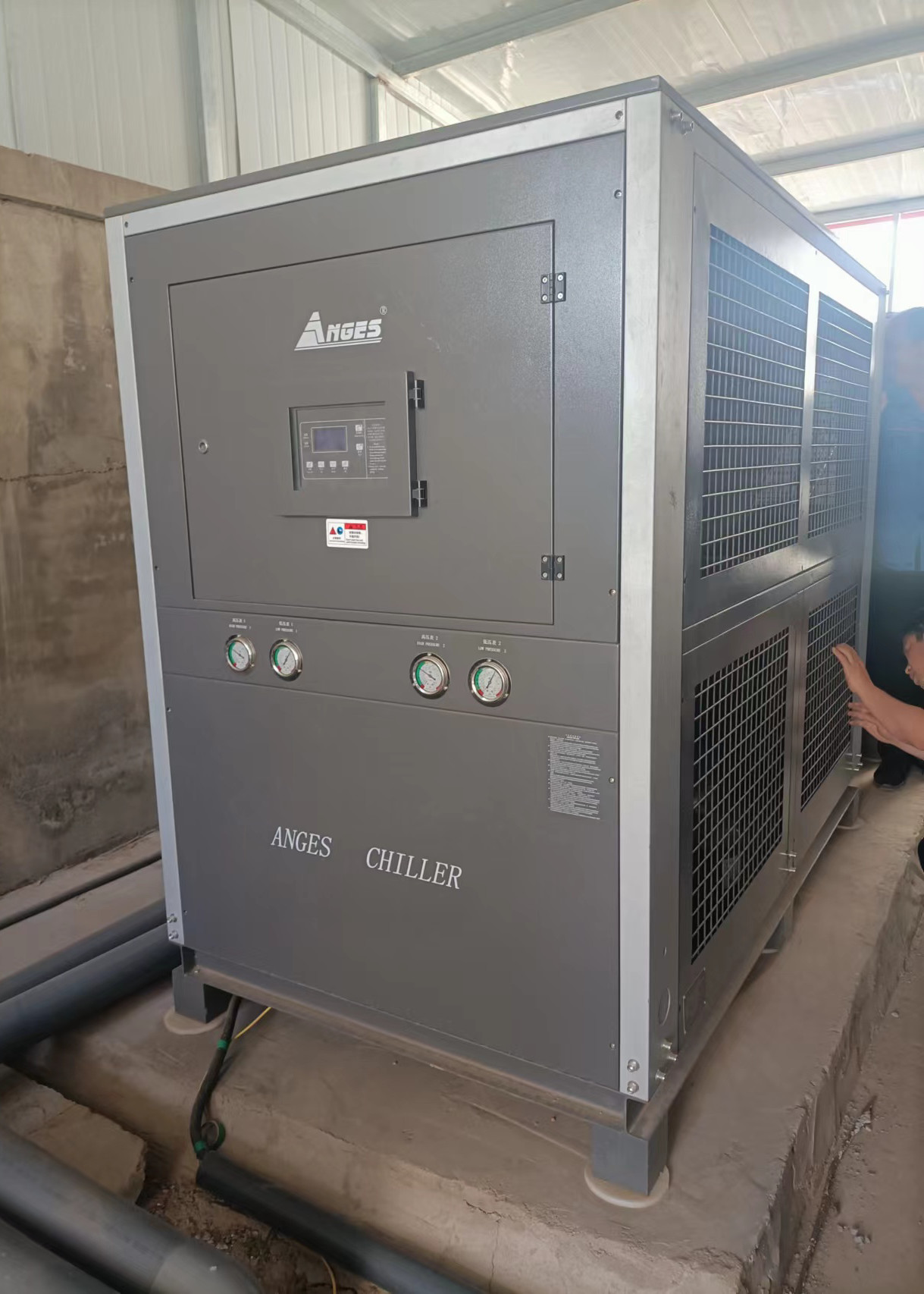 R410a 40 Ton Portable Industrial Chiller In Pet Injection Molding Machine