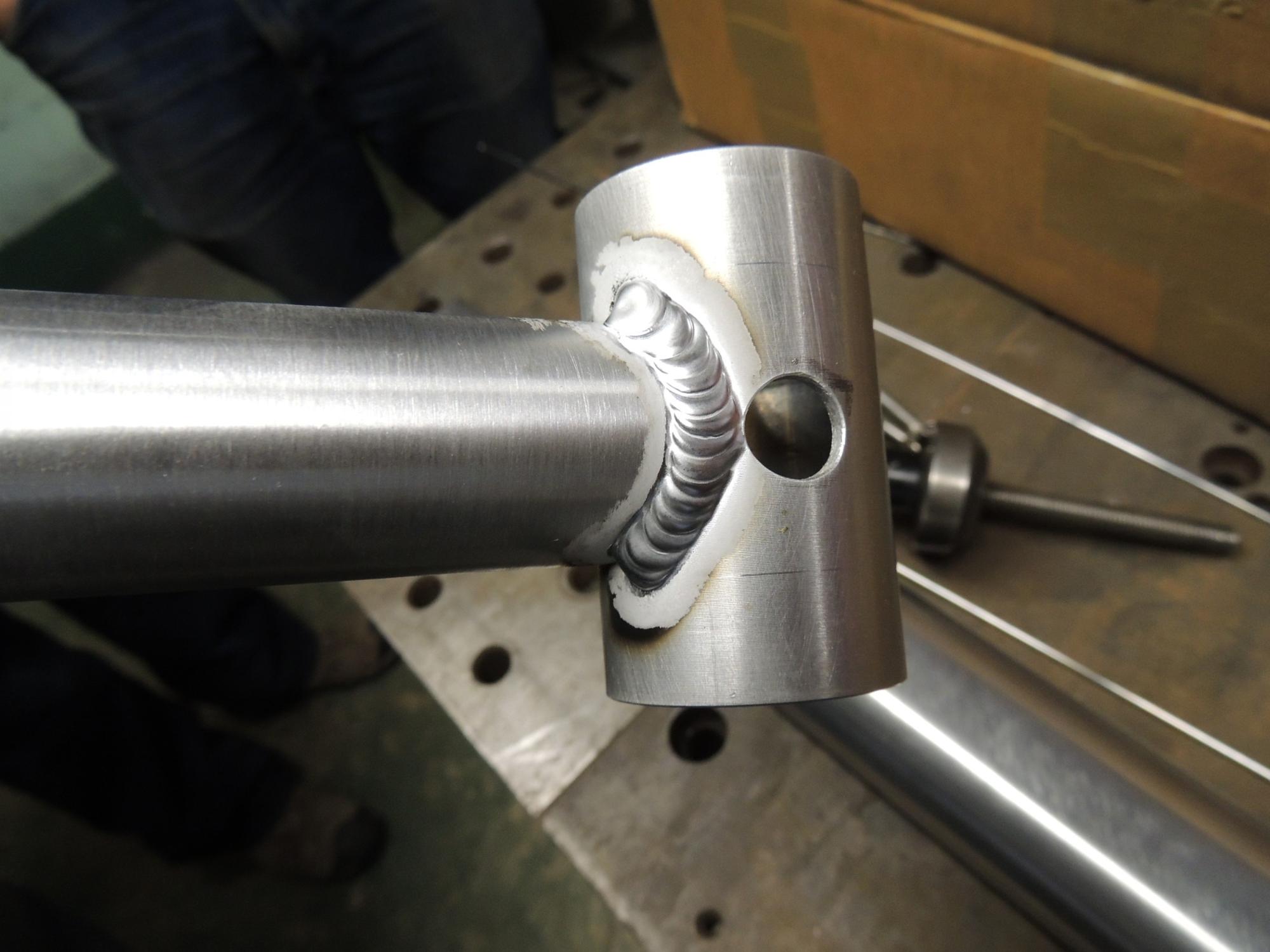 Custom Sheet Metal Pipe Tube Welding 15-25 Working Days Lead Time Power Coating Service