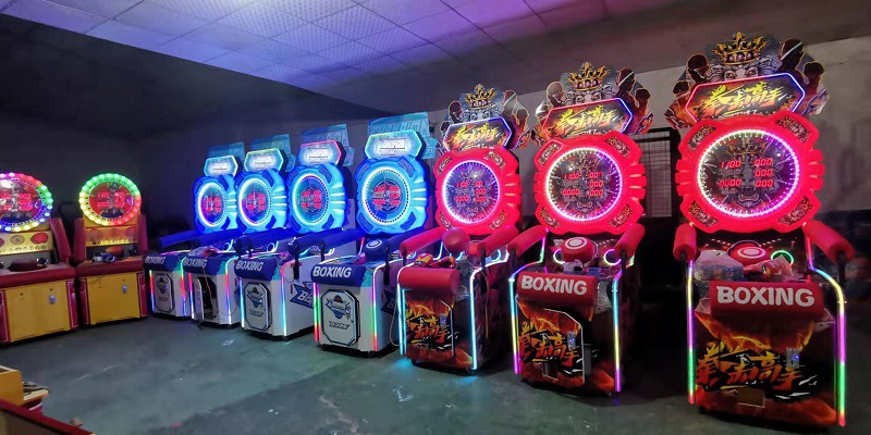 Electronic Big Arcade Punching Machine Dynamic Game OEM