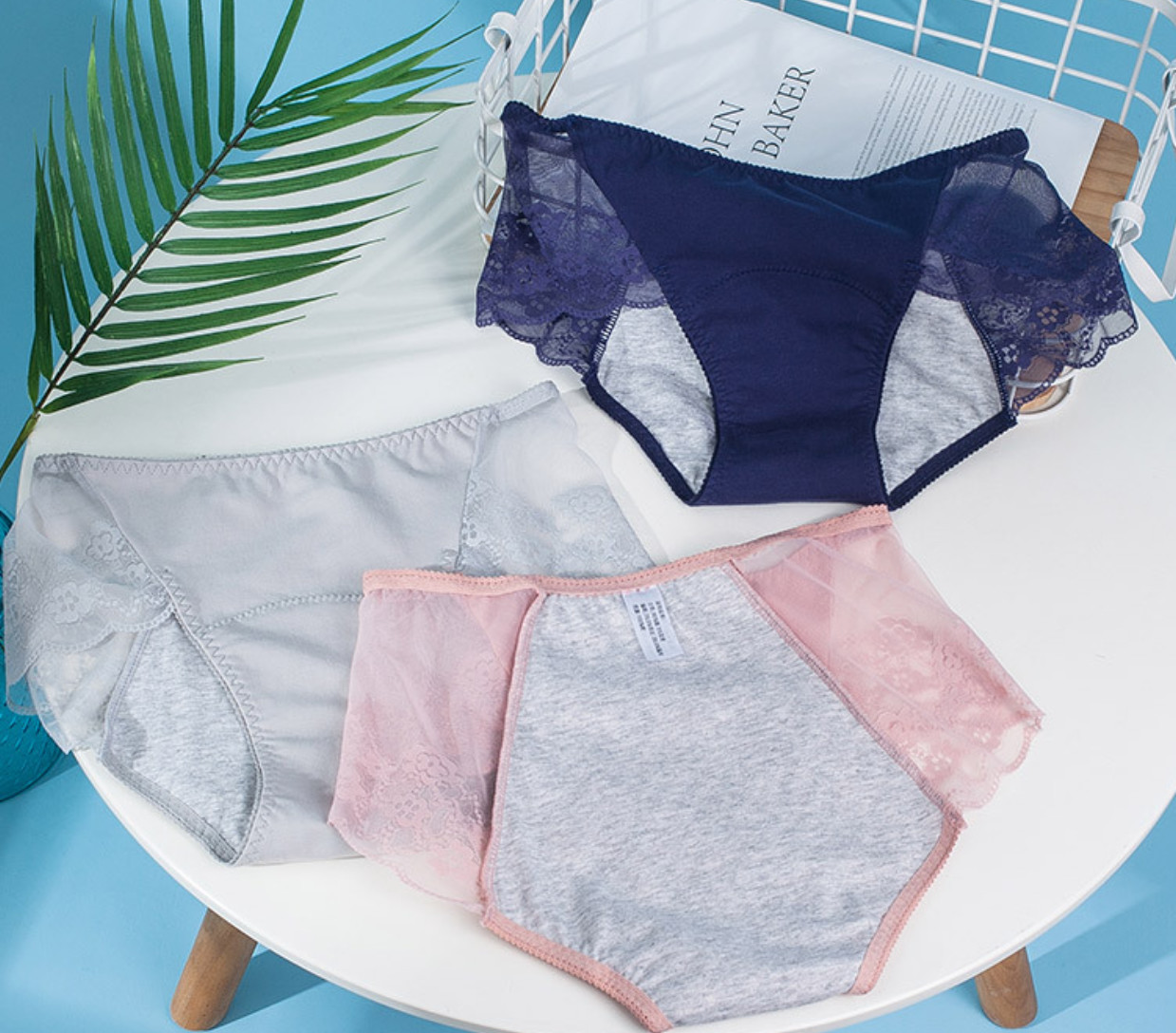 Women Safety Lace Menstrual Female Physiological Underwear Three-Layer Seamless Protective Physiological Pants