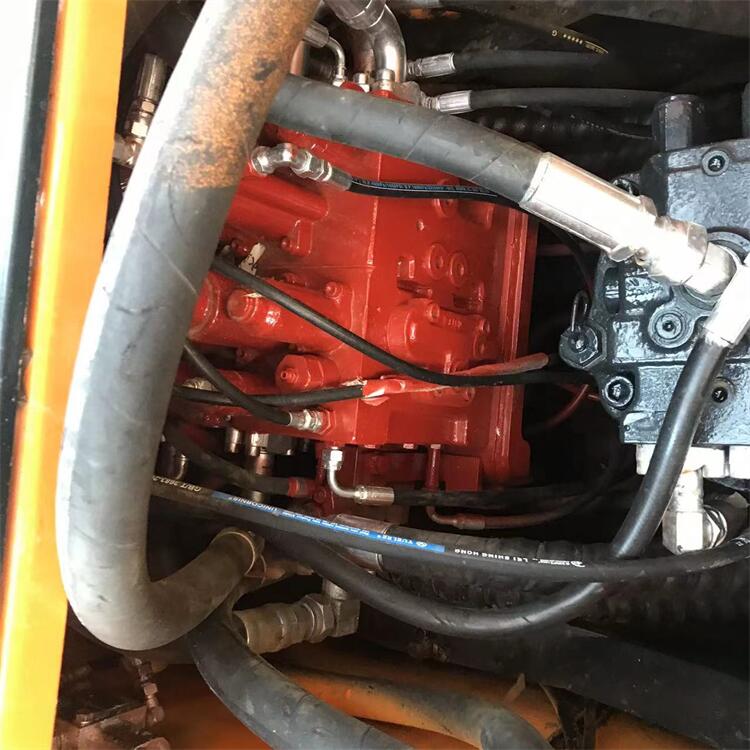 Used Hyundai 210W Wheel Excavator 21 Ton Robex 210 Excavadora R210W-9 in 2019 Year