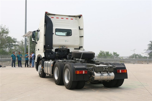 Manual T7H 430HP 6X4 Tipper Dump Truck Ten Wheels Engine Capacity 8L