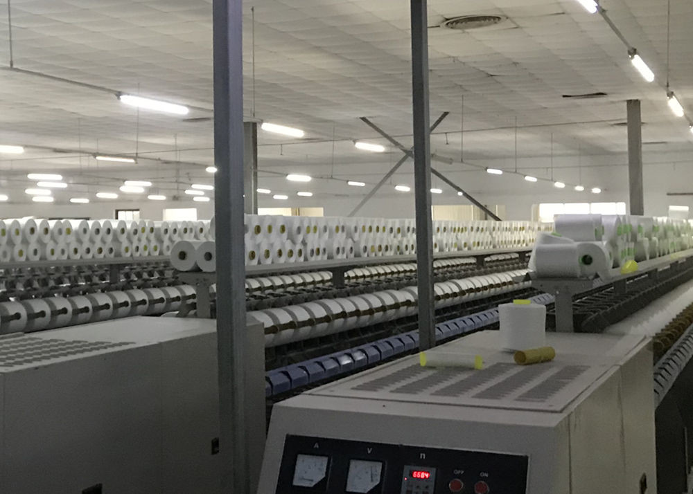 Factory Ring Bleaching White 40/3 Dyed Spun Polyester Yarn For Sewing