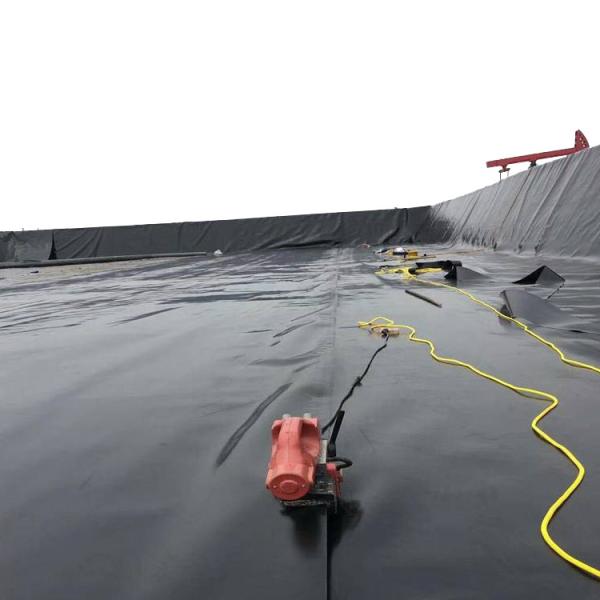 Asia Europe Market Welding Machine for 0.2-2.5mm Geomembrane Fish Pond Liner