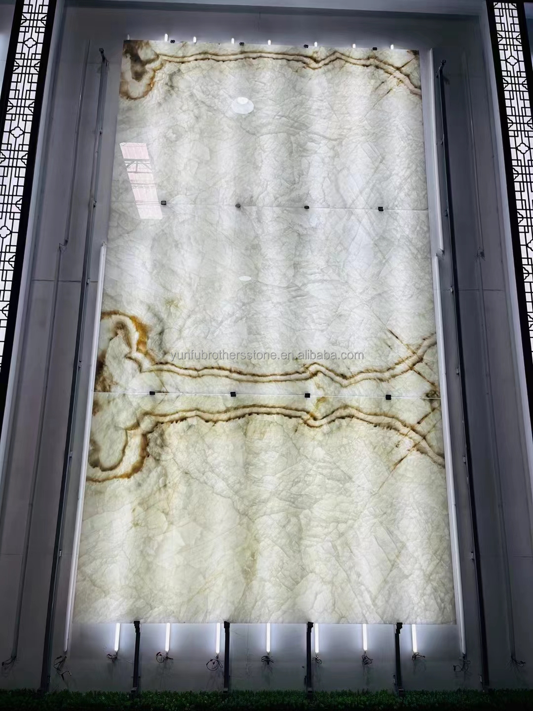 Modern White Onyx Marble Wall Bookmatched Slabs for Custom Natural Stone Decoration