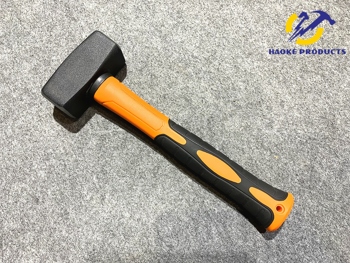 Forged Steel Materials German Type Stoning Hammer With Black Powder Coated Surface And Plastic Handle