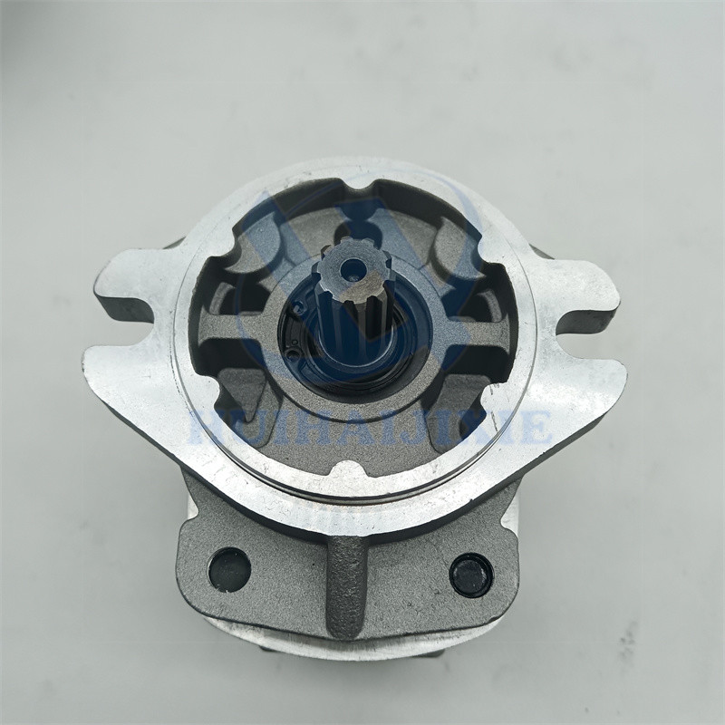 Hydraulic Gear Pump 705-41-01050 for Komatsu Bulldozer D65 D85 D155 Engine Hydraulic Pump 7054101050
