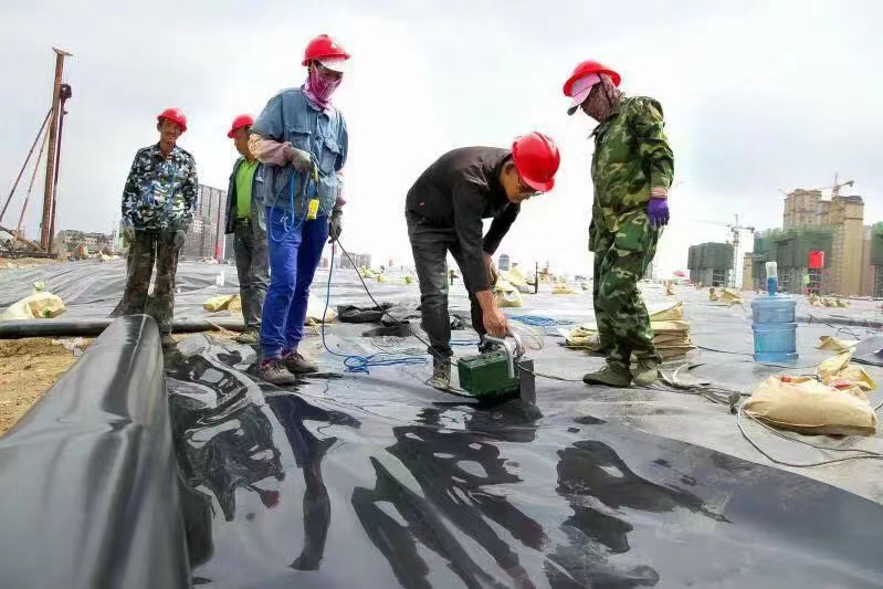 Online Technical Support HDPE Geomembrane for Man-made Lakes ASTM Standard in Tenglu