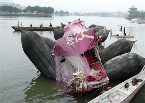 Quality Underwater Lifting Marine Salvage Airbags Buoyance Aid Inflatable Airbag wholesale