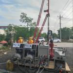 100-240RPM Winch Rated Rotary Speed Small Core Drilling Rig 96L/Min Hydraulic