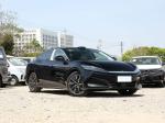 Model Vehicle 601km Range 83.2kWh Battery Capacity AWD Fast Charging Sunroof