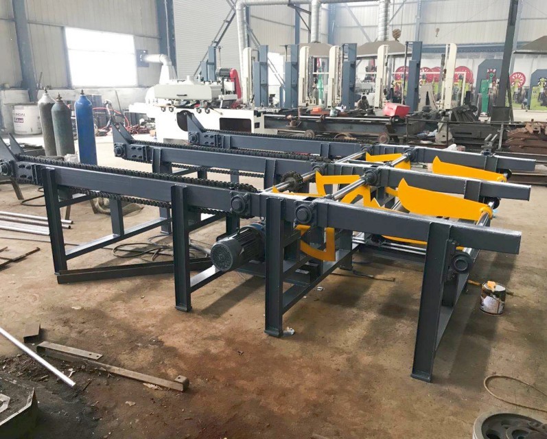 Vertical band sawmill with CNC carriage automatic wood cutting machine