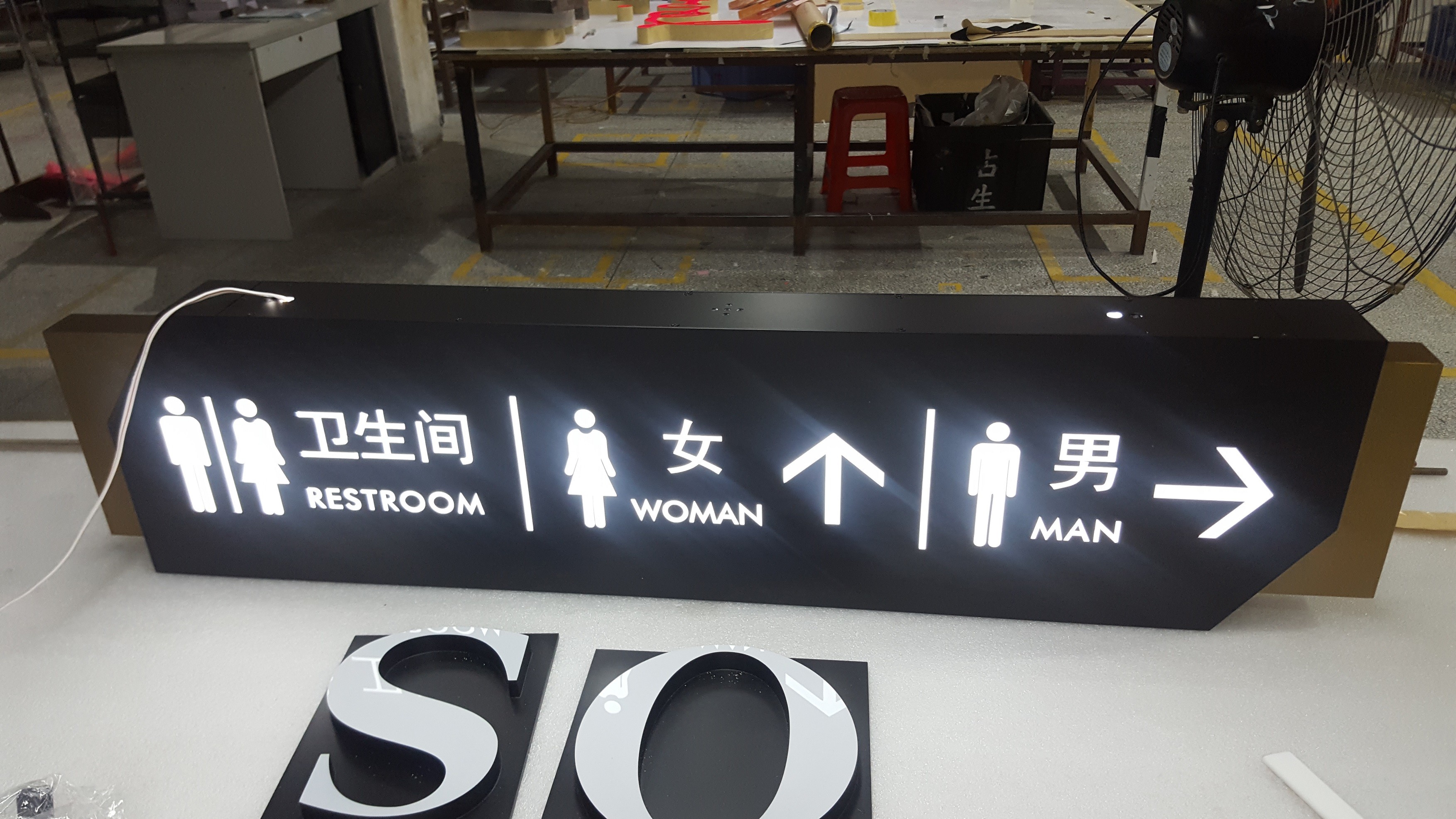 Lightbox Advertising Displays , 8100K Shop Sign Light Box 260mm