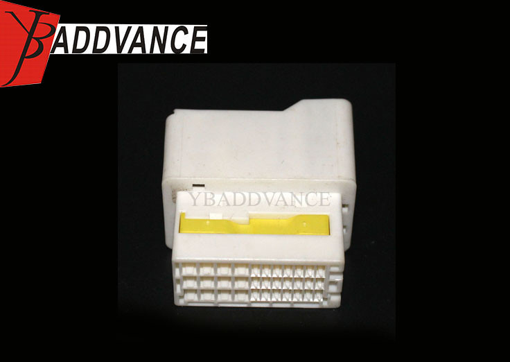 33 Way White Male New Design Automotive Electrical Conenctor Housing