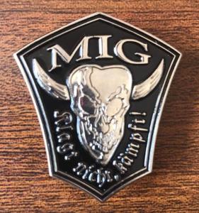 Quality Manufacturers china free sample Custom metal lapel pins with Metal Clutch wholesale