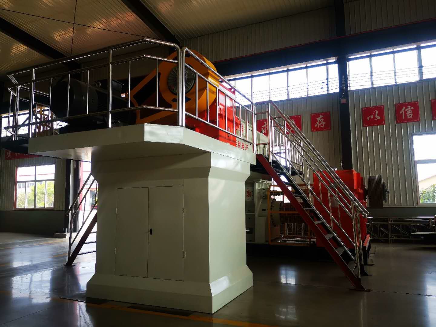 600mm Two Stage Vacuum 4.0mpa Clay Brick Extruder Machine
